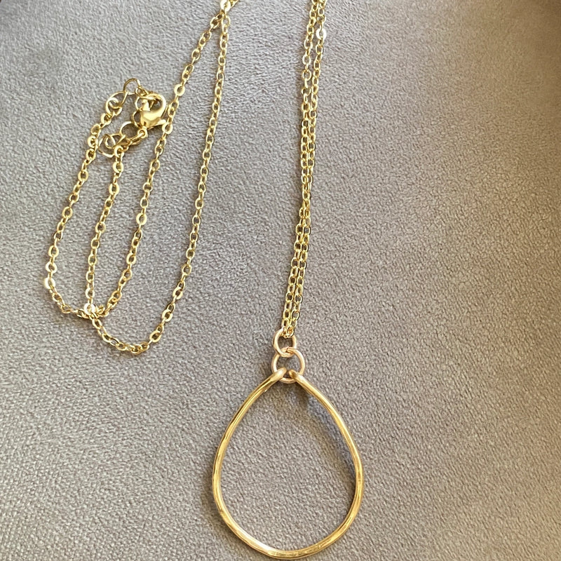 teardrop hammered pendant | more