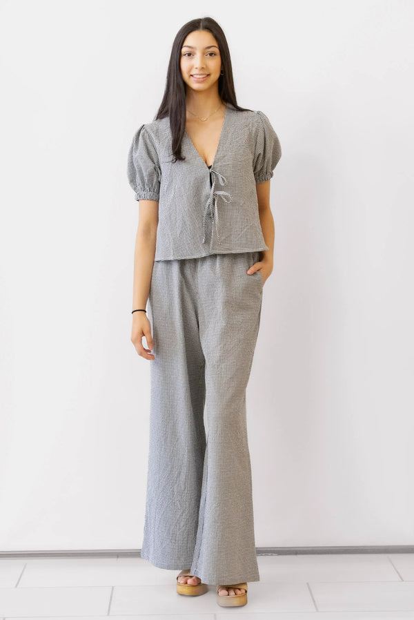 gingham seersucker pants | black