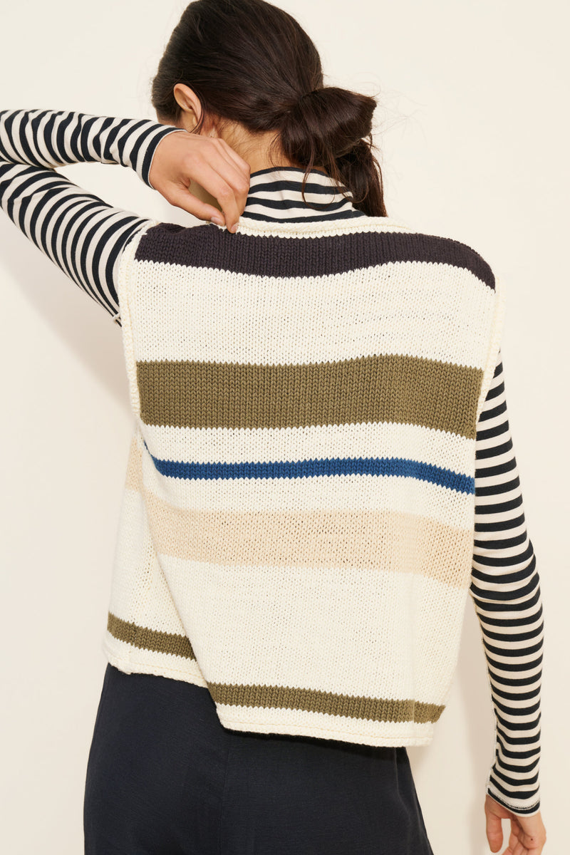 raya stripe vest