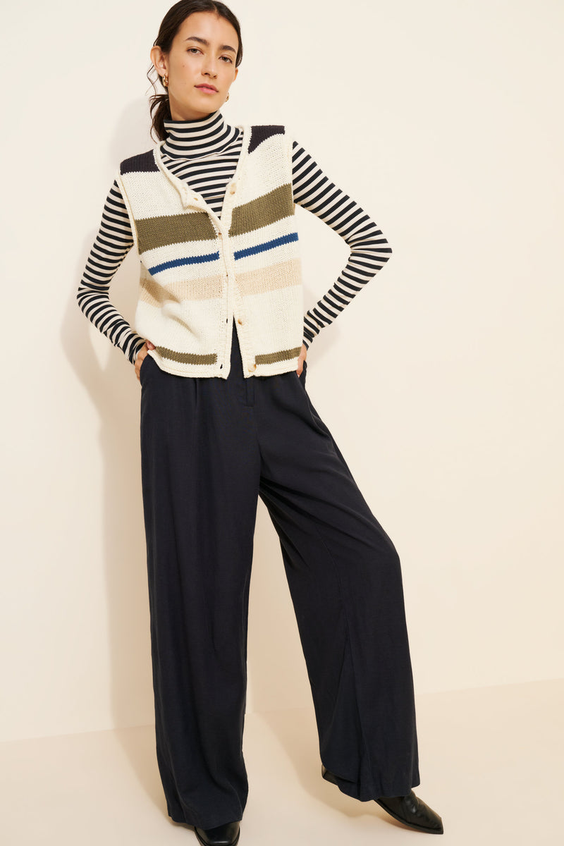 raya stripe vest