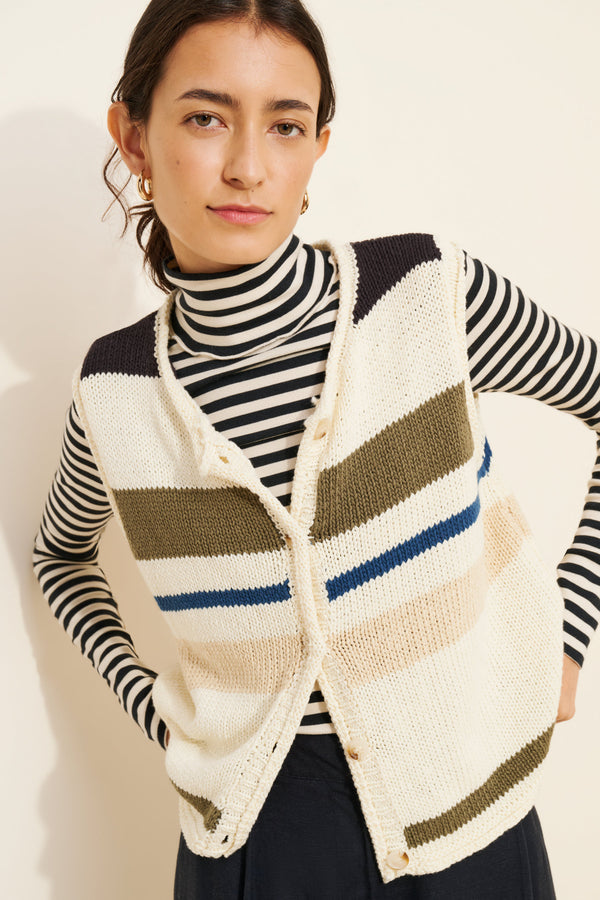 raya stripe vest