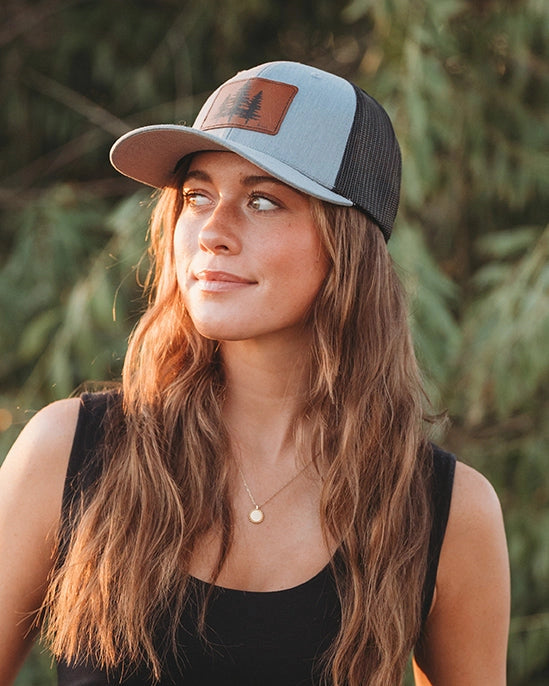 3 pines trucker hat | gray