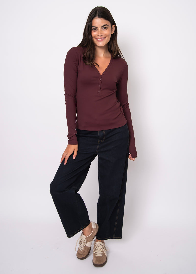 helane rib henley | prune