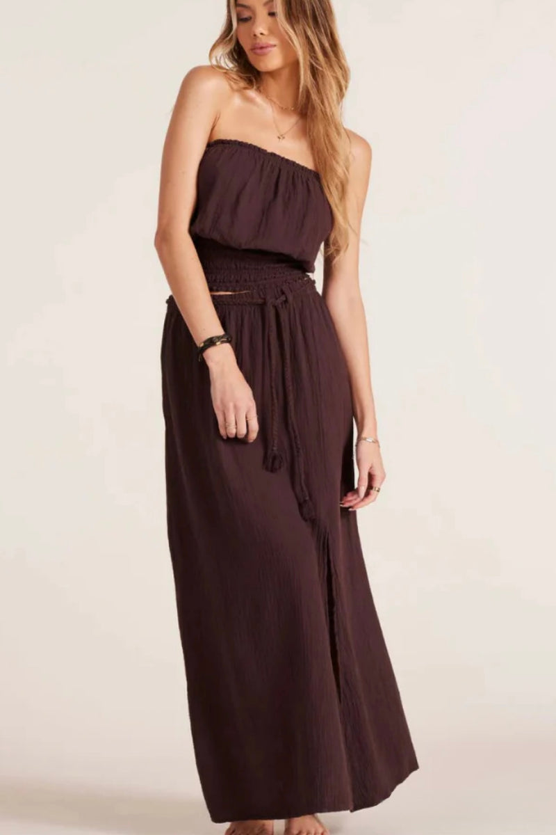 maxi skirt with slit & belt | umber