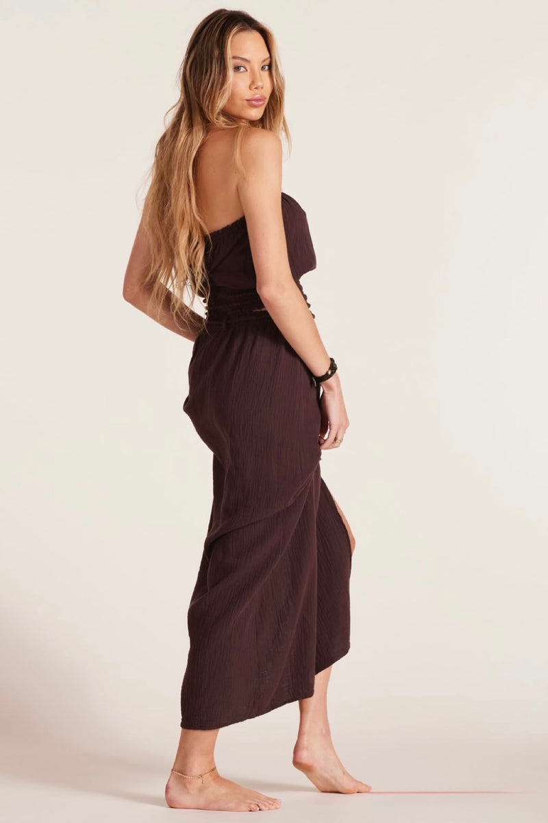maxi skirt with slit & belt | umber
