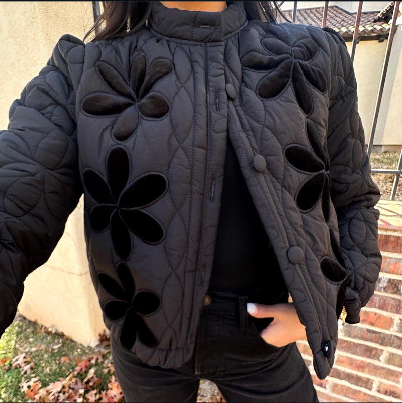 velvet flower quilted puffer | black