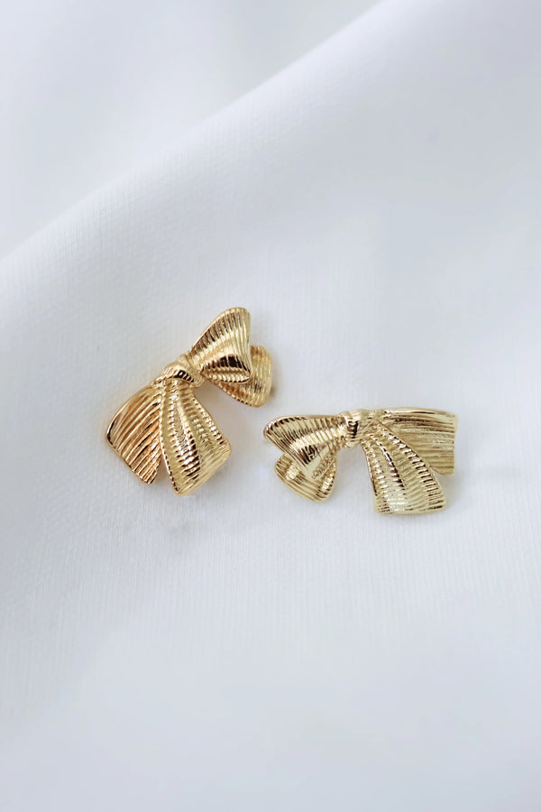 izzy bow studs | gold filled