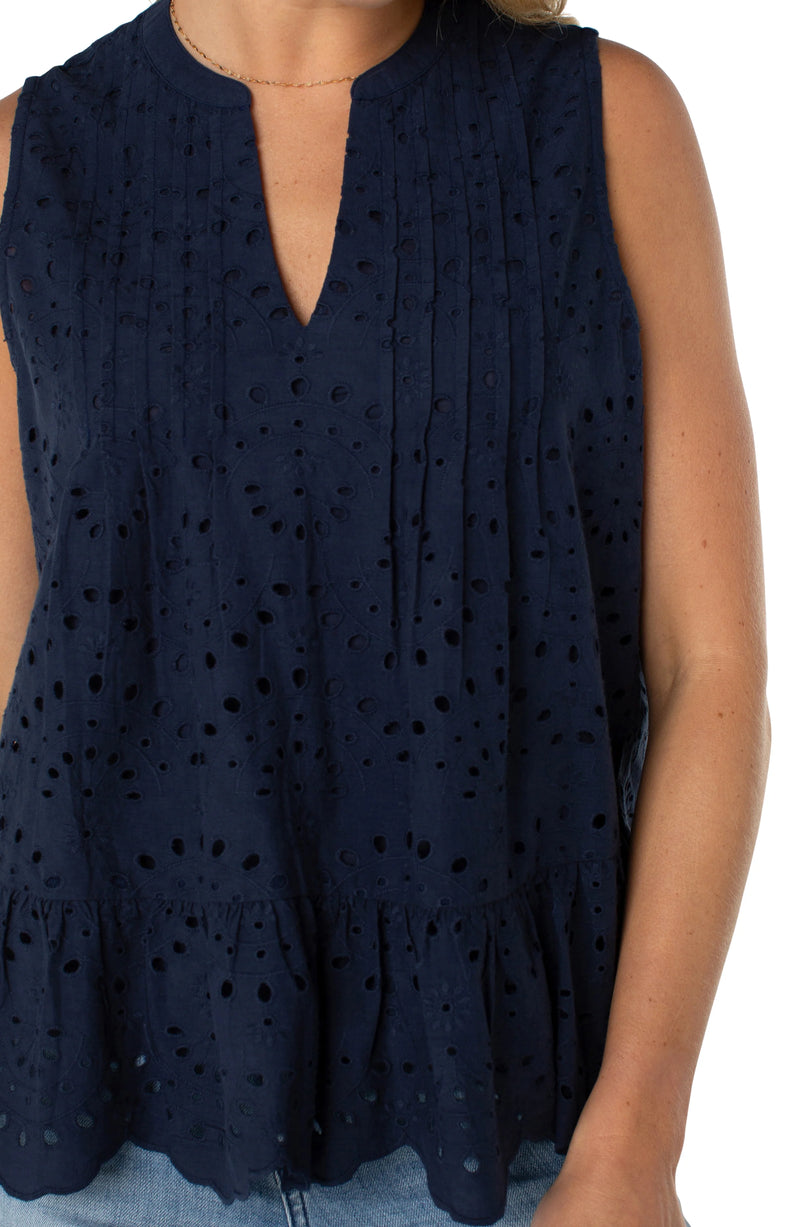 pintuck eyelet top | navy