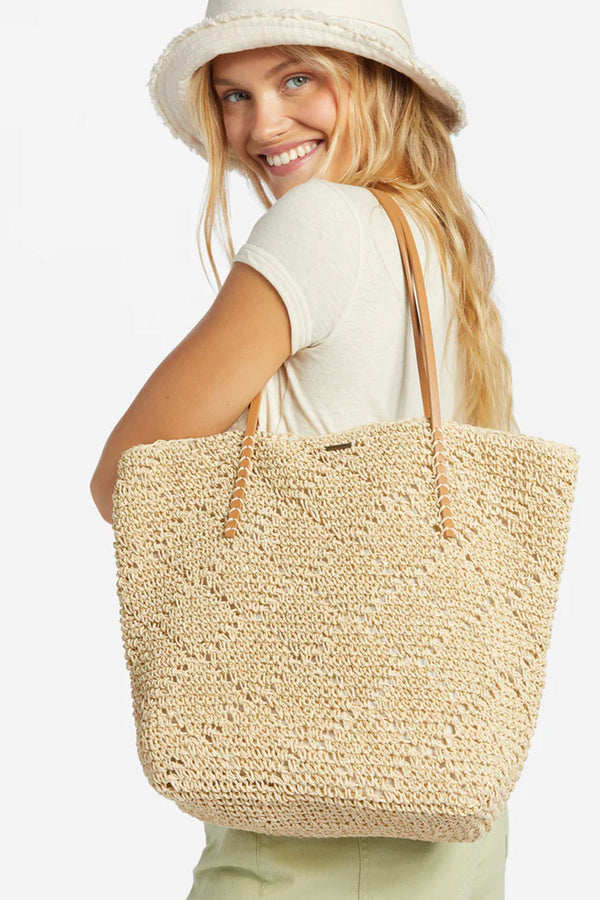 perfect find straw bag | natural