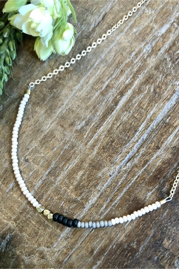 greta necklace | peach