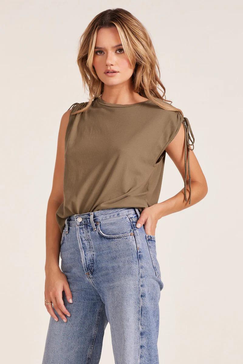 drawstring sleeve tee | pesto