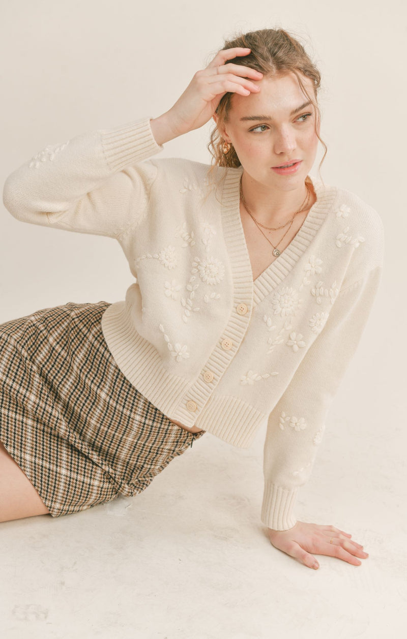 morning ivory allure – light boutique cardigan |