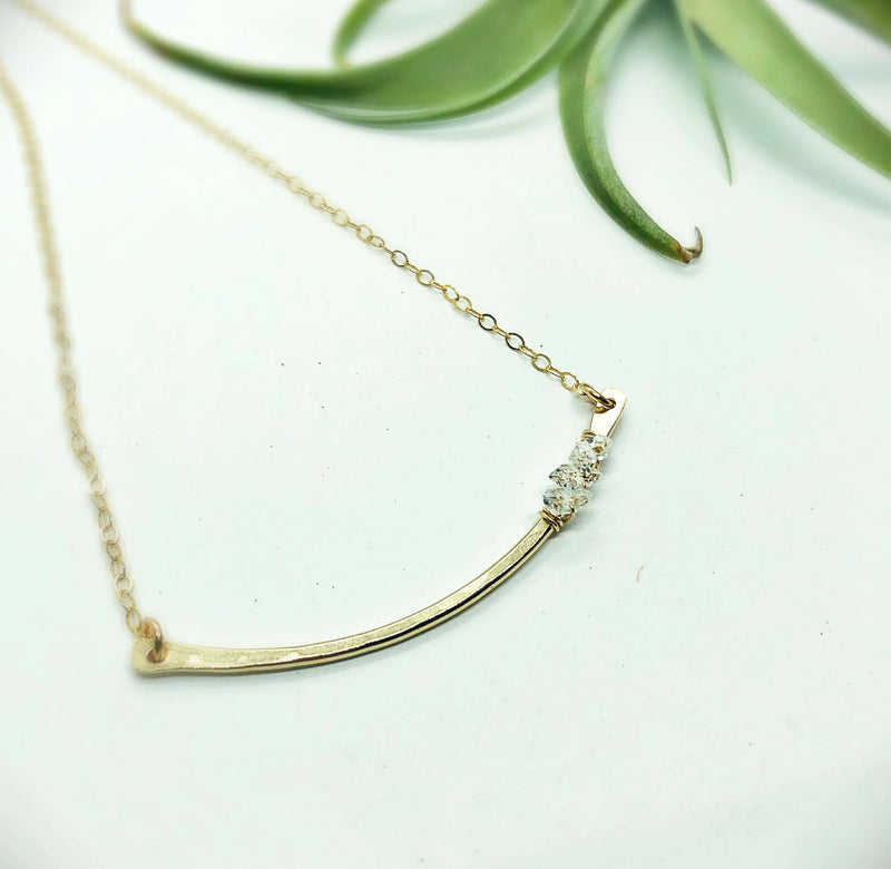 curved bar necklace