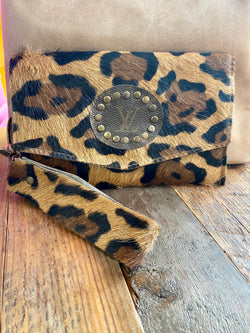 jordan LV wristlet