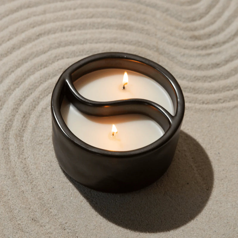 yin yang candle - palo santo+cade